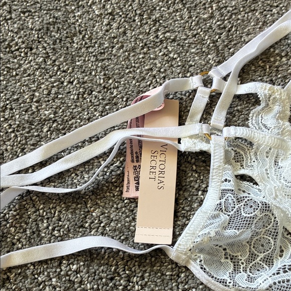 Victoria’s Secret Lace Strappy Thong Panty in Ivory - Picture 3 of 5